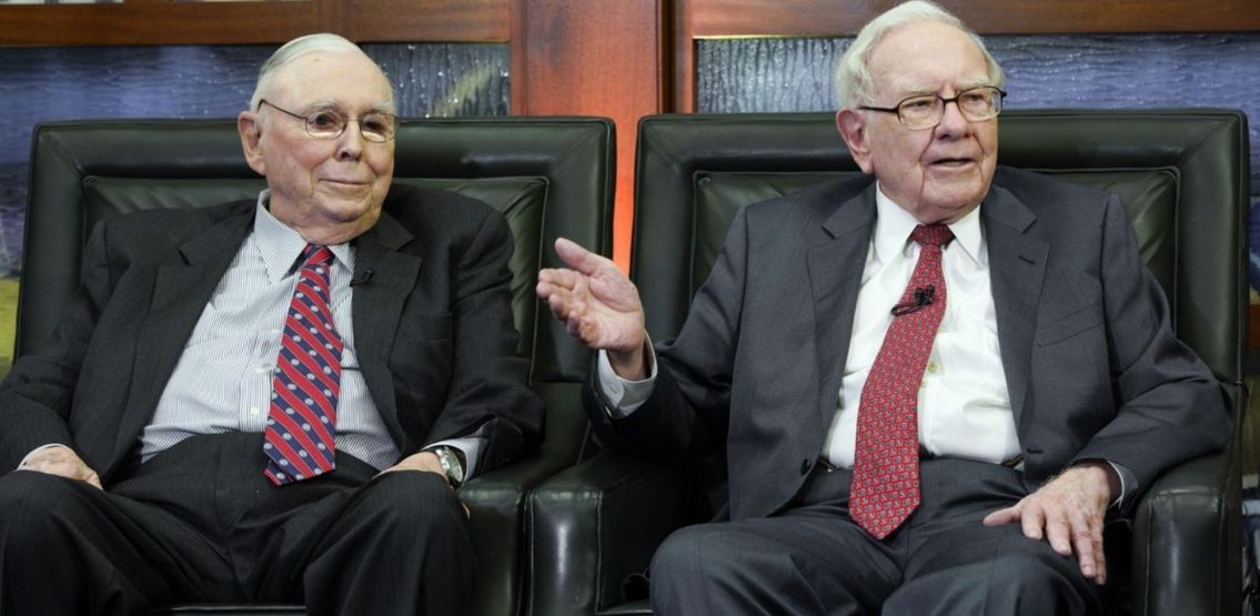 Charlie Munger Relates Oscar Wilde's Fox Hunting Quote to Recent Bitcoin Frenzy