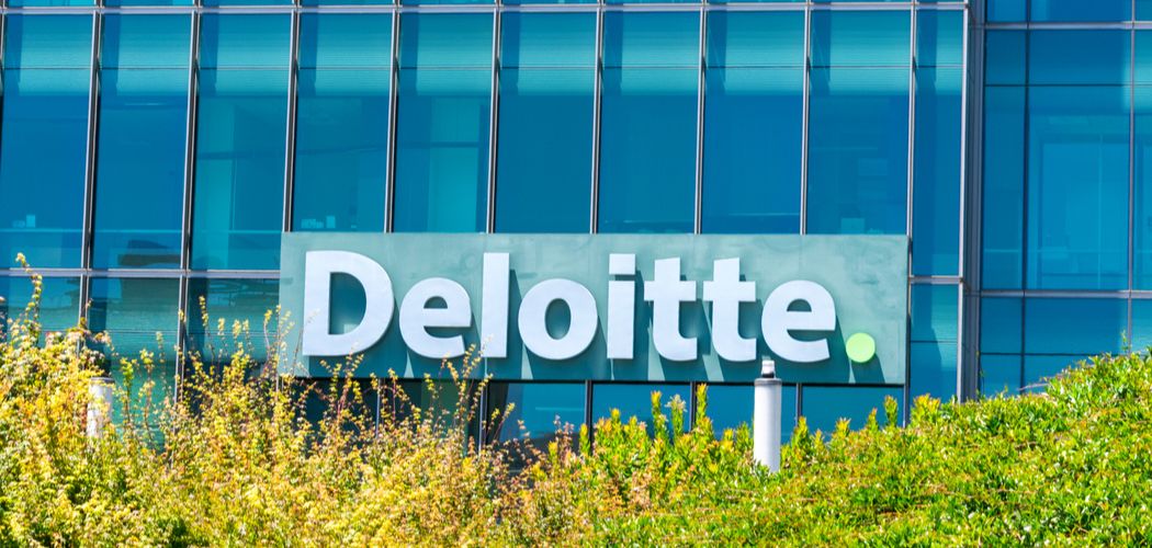 Deloitte Finds Most U.S. Retailers Eager To Adopt Crypto