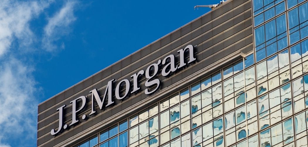 JPMorgan: Institutional Investors Hedging Their Bets With Bitcoin, Not Gold