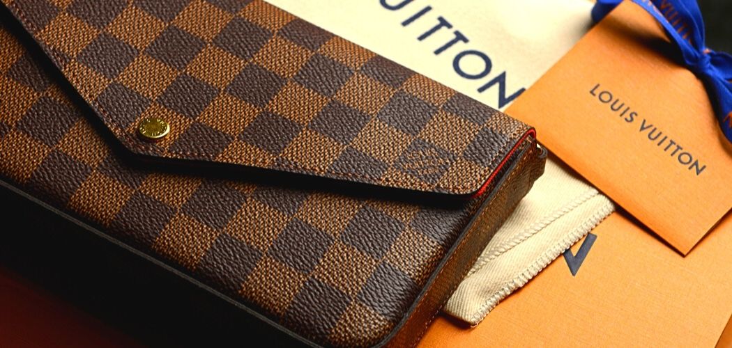 Louis Vuitton Introduces the New Monogram Giant Collection