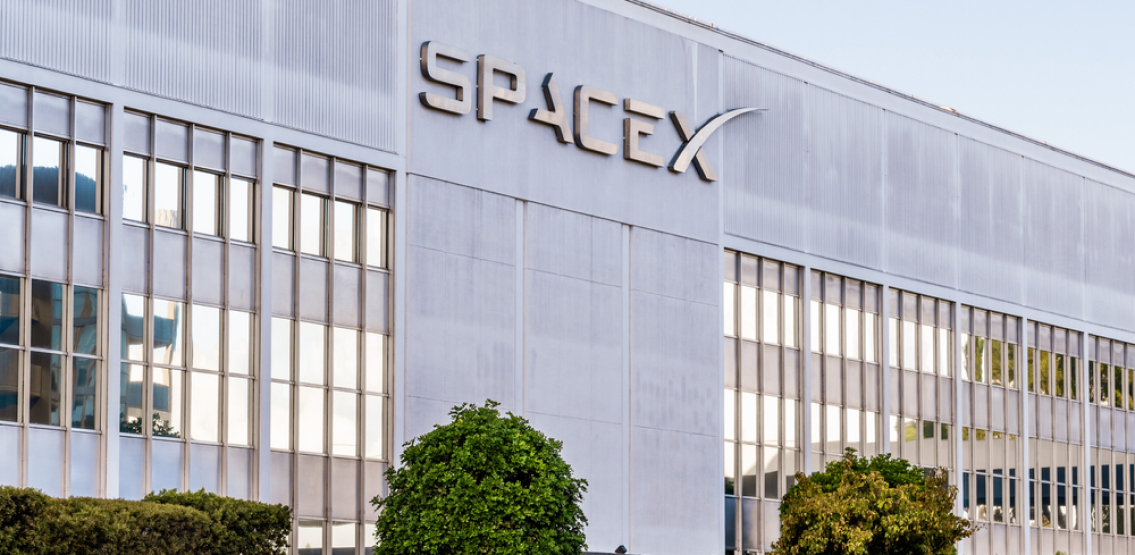 Миссия SpaceX DOGE-1 начнется в 2022 году