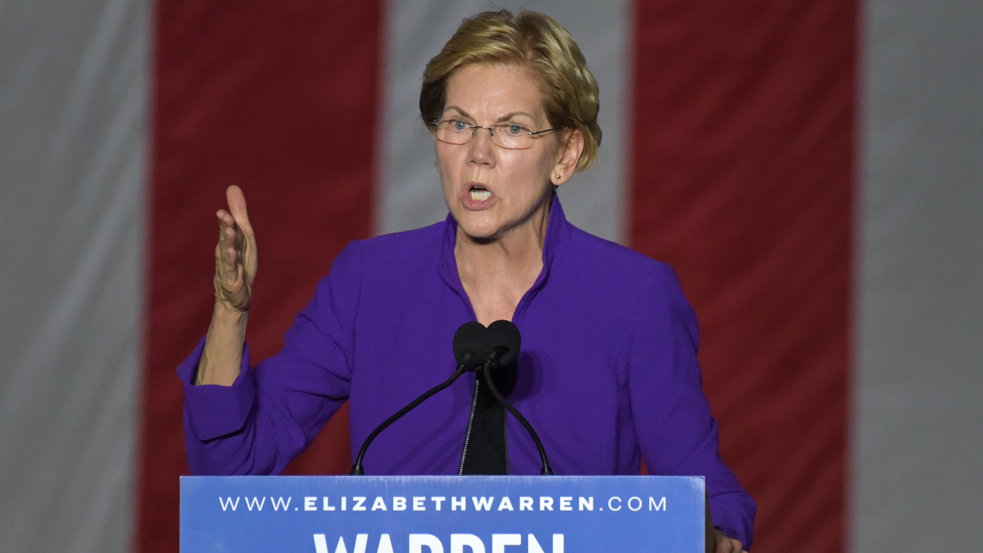 Elizabeth Warren Attempts to Establish an Anti-Crypto Coalition